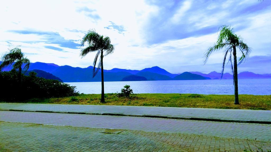 Vila Do Sossego Hotel อูบาตูบา ภายนอก รูปภาพ